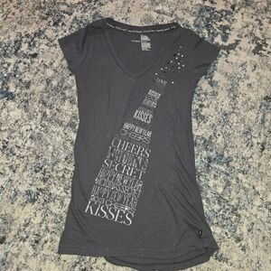 PINK Victoria's Secret Gray Fitted Graphic Tee